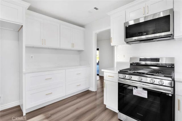 15776 Candlewood, Victorville, CA 92395