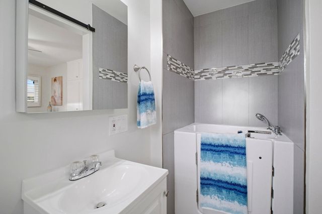 4628 Capitan Dr, Fremont, CA 94536