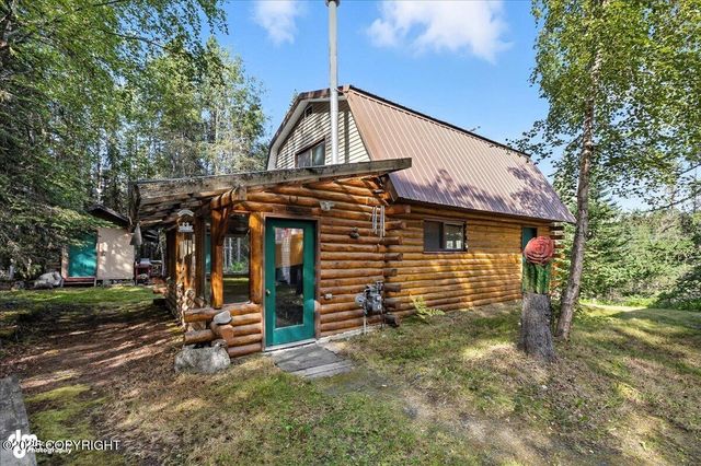 37360 Golden Court, Sterling, AK 99672