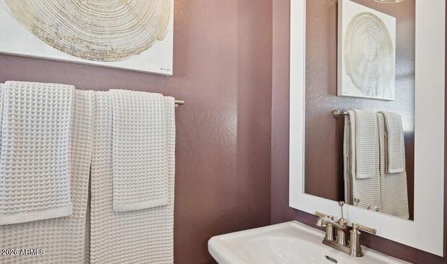 8043 W Harmont Drive, Peoria, AZ 85345