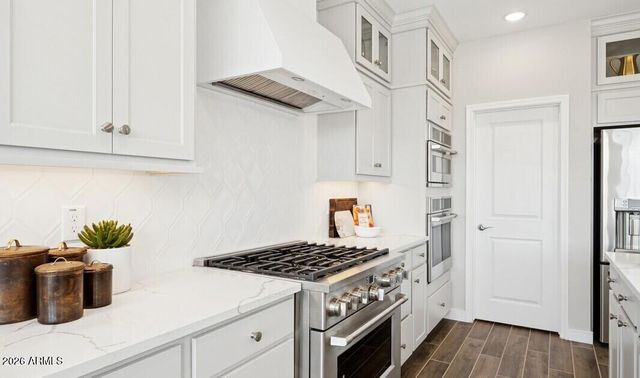 8043 W Harmont Drive, Peoria, AZ 85345