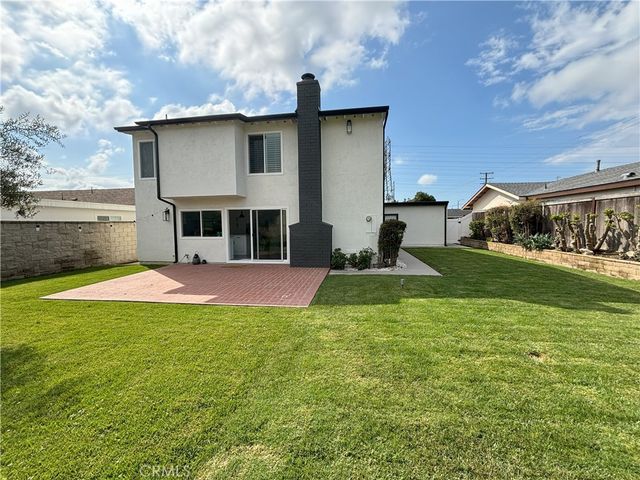 9021 Hyde Park, Huntington Beach, CA 92646