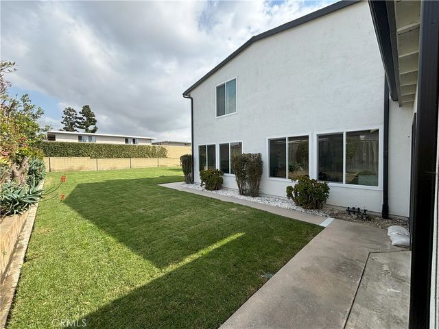 9021 Hyde Park, Huntington Beach, CA 92646