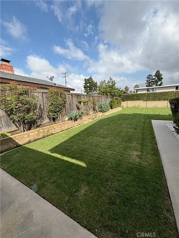 9021 Hyde Park, Huntington Beach, CA 92646