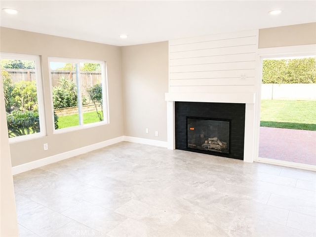 9021 Hyde Park, Huntington Beach, CA 92646