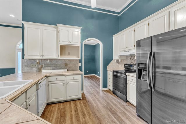 250 Willow Bend Drive, Wetumpka, AL 36093