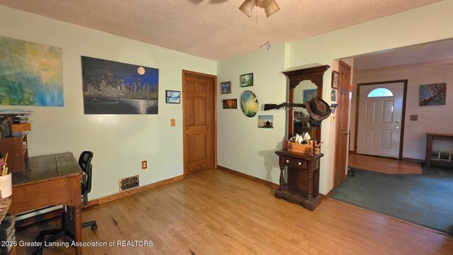 5588 Marsh Road, Haslett, MI 48840