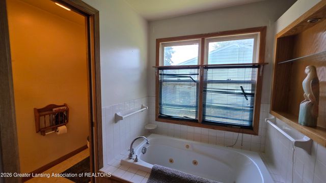 5588 Marsh Road, Haslett, MI 48840