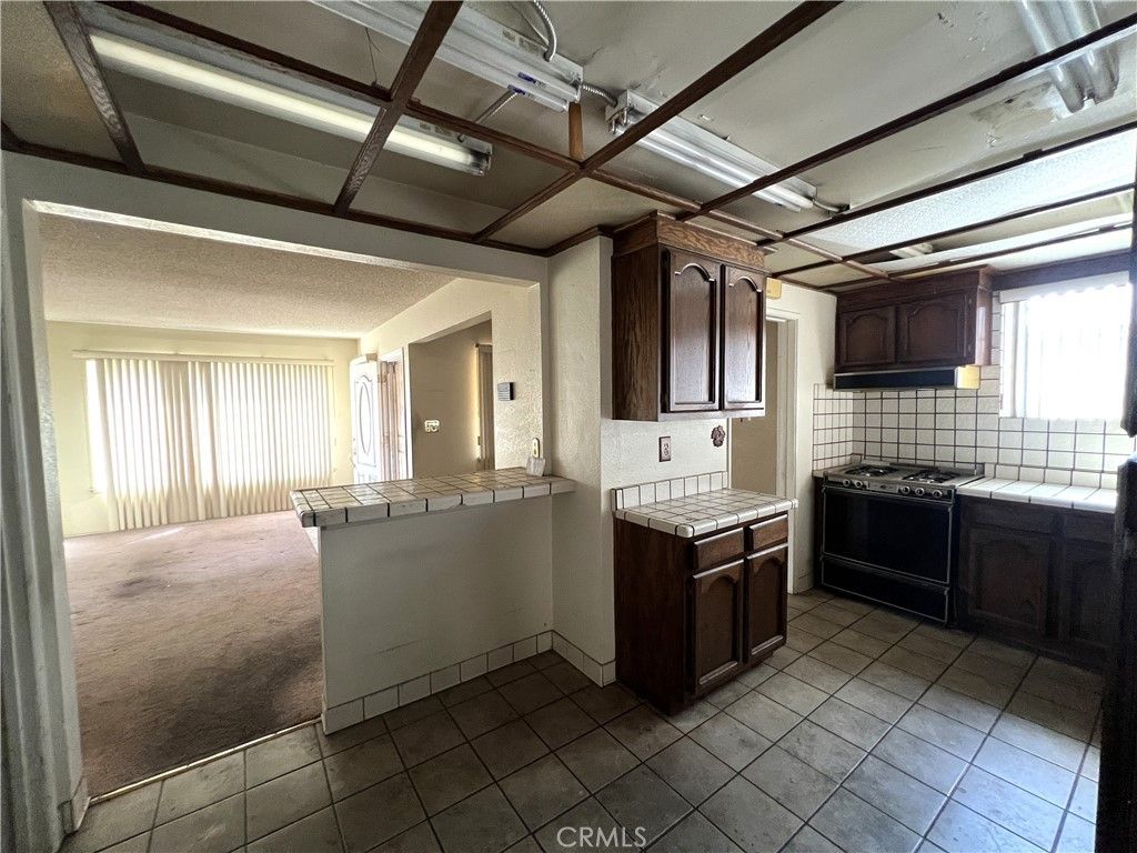Image 7 of property listing at 2130 Cogswell Road, El Monte, CA 91733