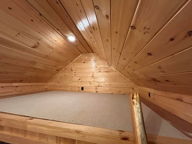 37 Sunrise Lane, Campton, KY 41301