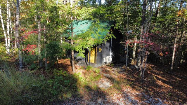 37 Sunrise Lane, Campton, KY 41301