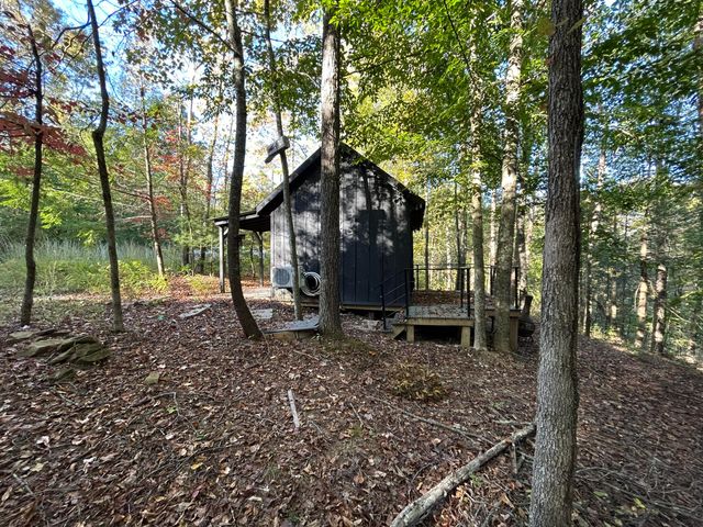 37 Sunrise Lane, Campton, KY 41301