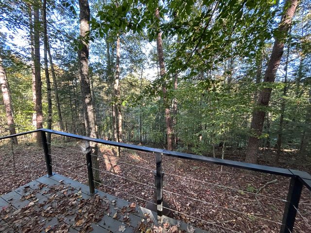 37 Sunrise Lane, Campton, KY 41301