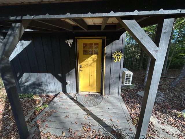 37 Sunrise Lane, Campton, KY 41301