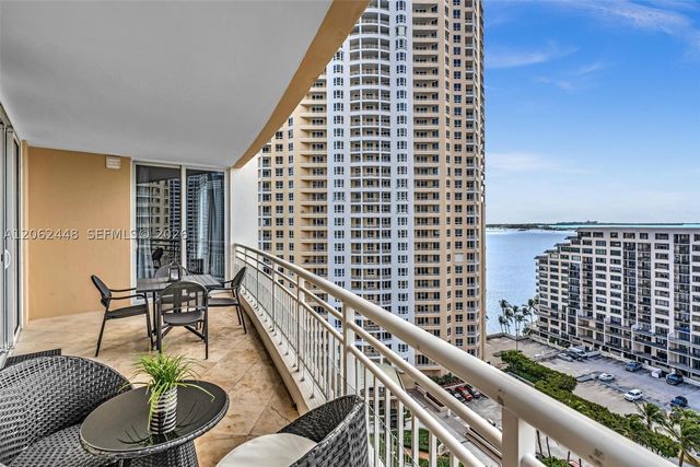 848 Brickell Key Dr 1805, Miami, FL 33131