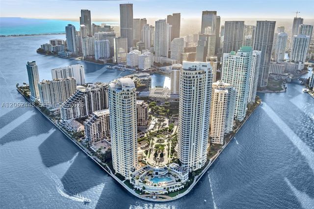 848 Brickell Key Dr 1805, Miami, FL 33131