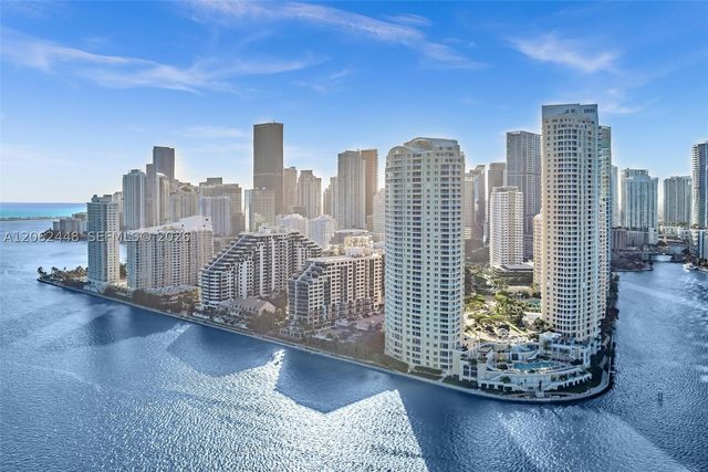 848 Brickell Key Dr 1805, Miami, FL 33131