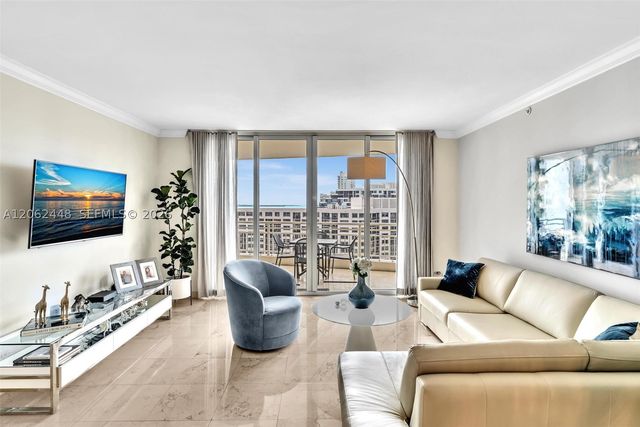 848 Brickell Key Dr 1805, Miami, FL 33131