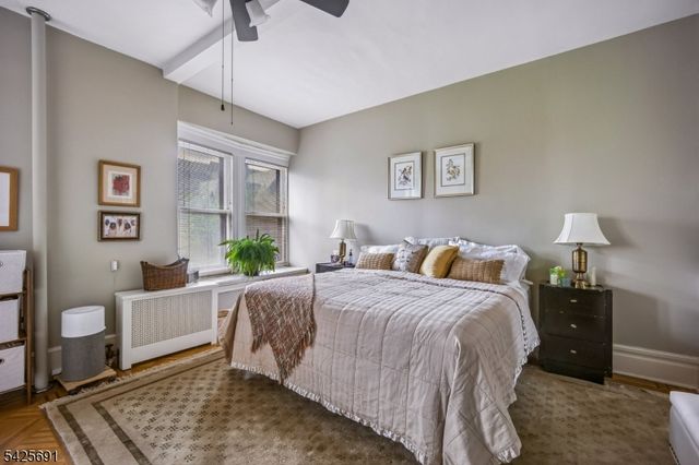 57 Union St 21, Montclair Twp., NJ 07042