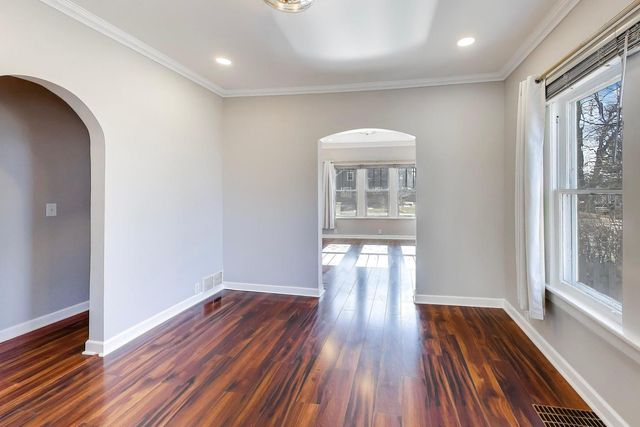 440 W Main Street, Barrington, IL 60010