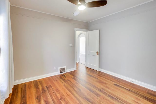 440 W Main Street, Barrington, IL 60010