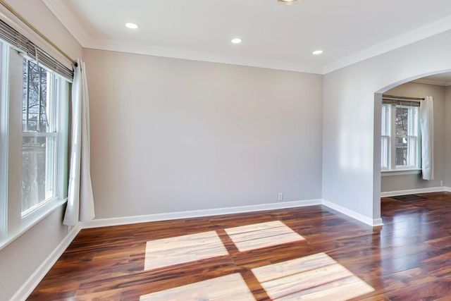 440 W Main Street, Barrington, IL 60010