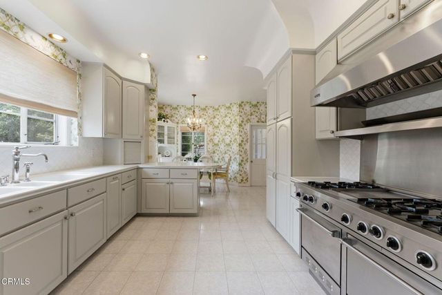1296 Roanoke Road, San Marino, CA 91108
