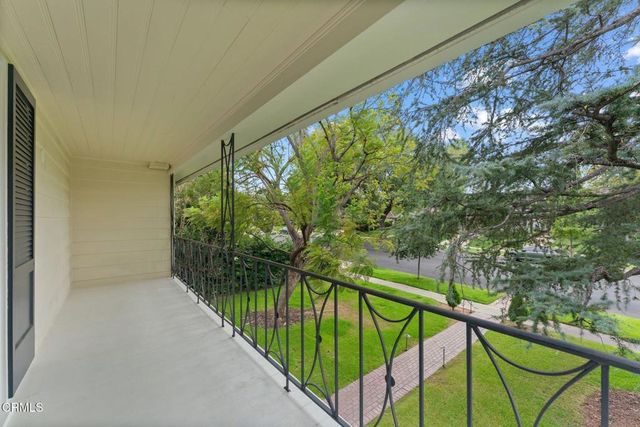 1296 Roanoke Road, San Marino, CA 91108