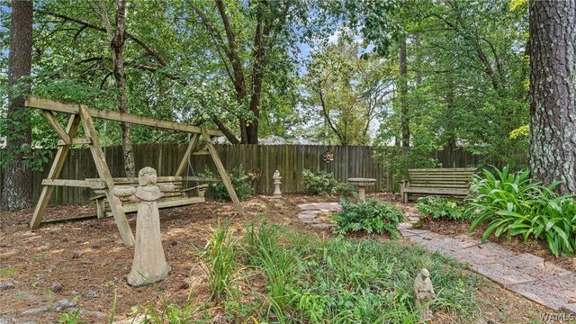 1177 Auxford Ave, Tuscaloosa, AL 35405
