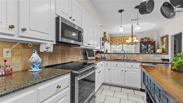 1177 Auxford Ave, Tuscaloosa, AL 35405