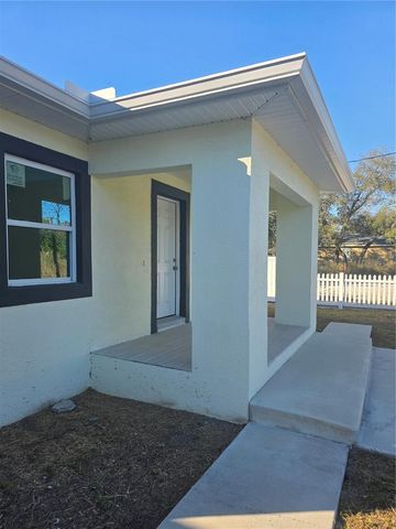 3704 SMITH TREE STREET, Tampa, FL 33619