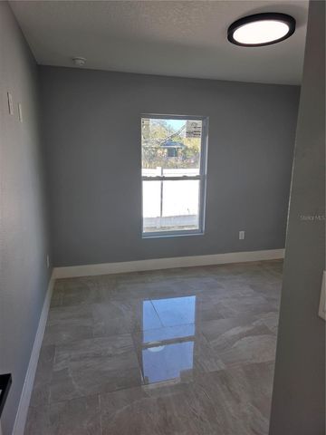 3704 SMITH TREE STREET, Tampa, FL 33619