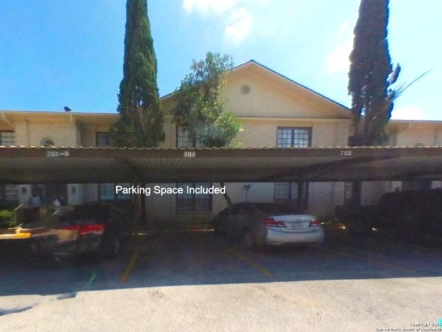 165 W Rampart Dr Apt 704, San Antonio, TX 78216