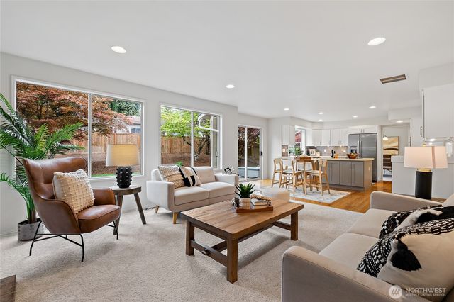 21427 129th Place SE, Kent, WA 98031