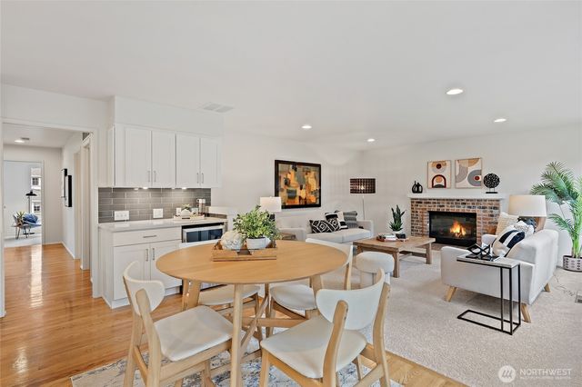 21427 129th Place SE, Kent, WA 98031