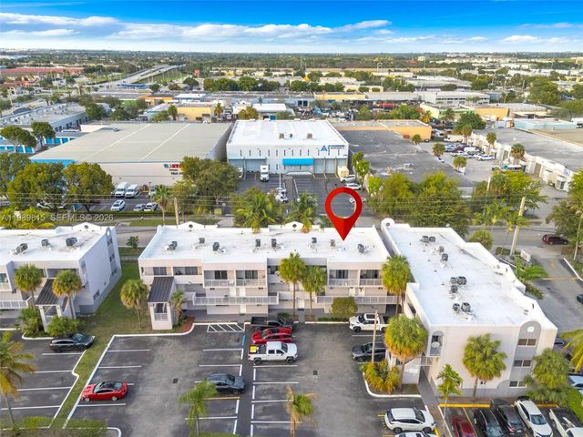 2690 W 76th St 104, Hialeah, FL 33016