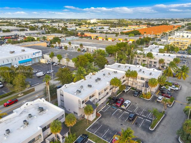 2690 W 76th St 104, Hialeah, FL 33016
