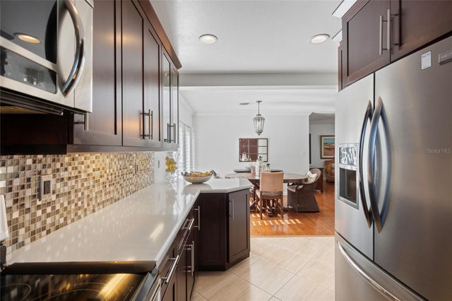 1110 VARONA, Belleair, FL 33756