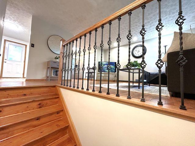 2696 Southridge Drive, Columbus, OH 43224