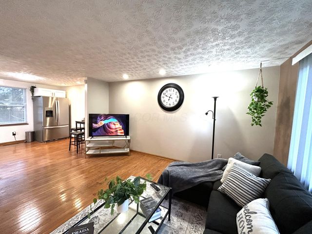 2696 Southridge Drive, Columbus, OH 43224