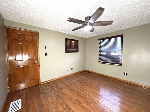 2696 Southridge Drive, Columbus, OH 43224