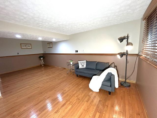 2696 Southridge Drive, Columbus, OH 43224