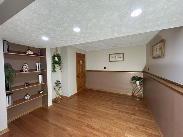 2696 Southridge Drive, Columbus, OH 43224