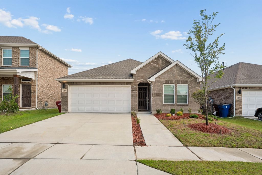 317 Fire Rock Drive, Royse City, TX 75189