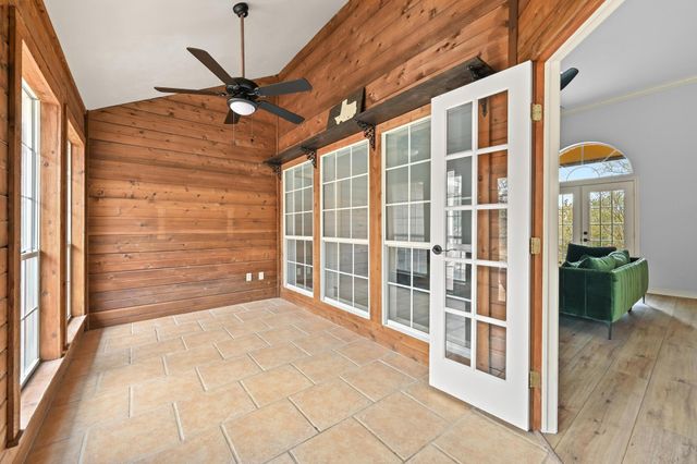 140 Barton Ranch CIR, Dripping Springs, TX 78620