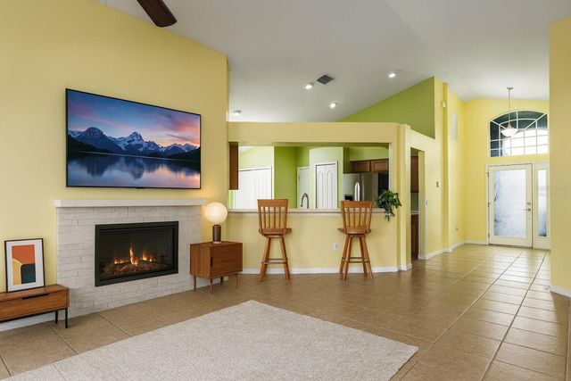 2252 COLVILLE CHASE DRIVE, Ruskin, FL 33570