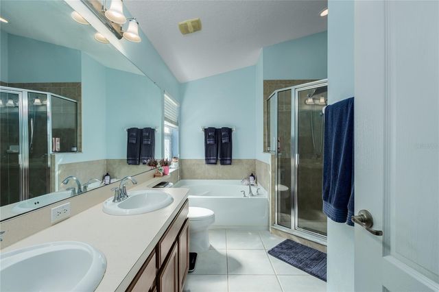 2252 COLVILLE CHASE DRIVE, Ruskin, FL 33570