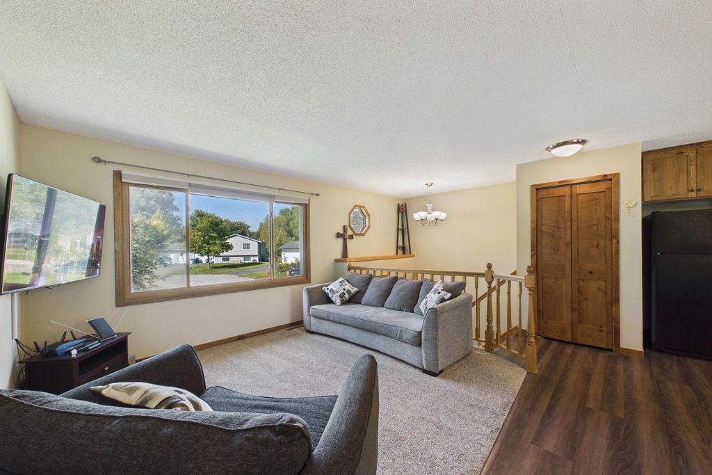 1823 Houle Circle, Hugo, MN 55038 — photo 3