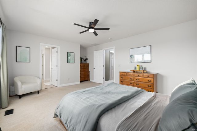 5484 Bear Creek Pass, Auburn, IN 46706