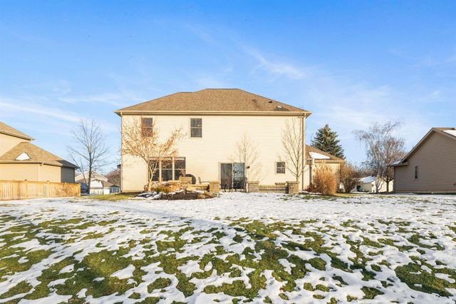 5484 Bear Creek Pass, Auburn, IN 46706